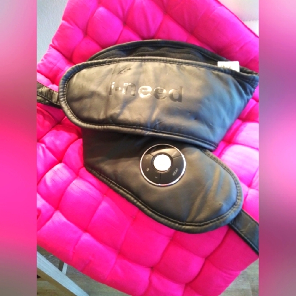 Brookstone Neck & Shoulder Heat Massager